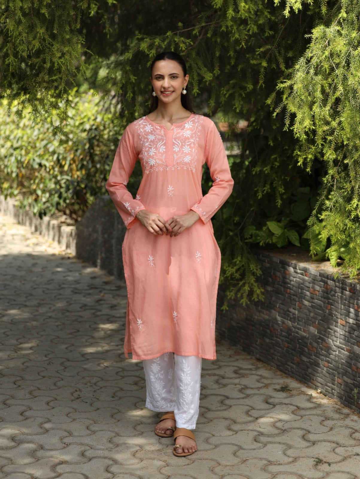 Mulmul Jaal Chikankari Kurta