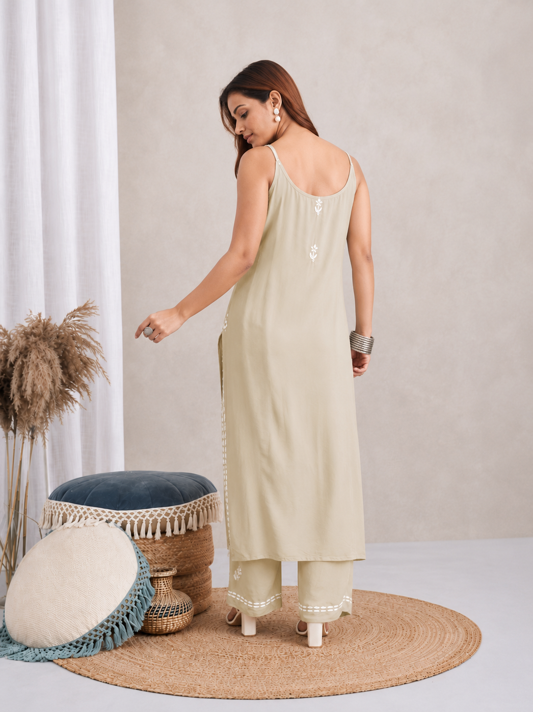 Fern green modal hand-embroidered chikankari kurta and palazzo set by Karicraft