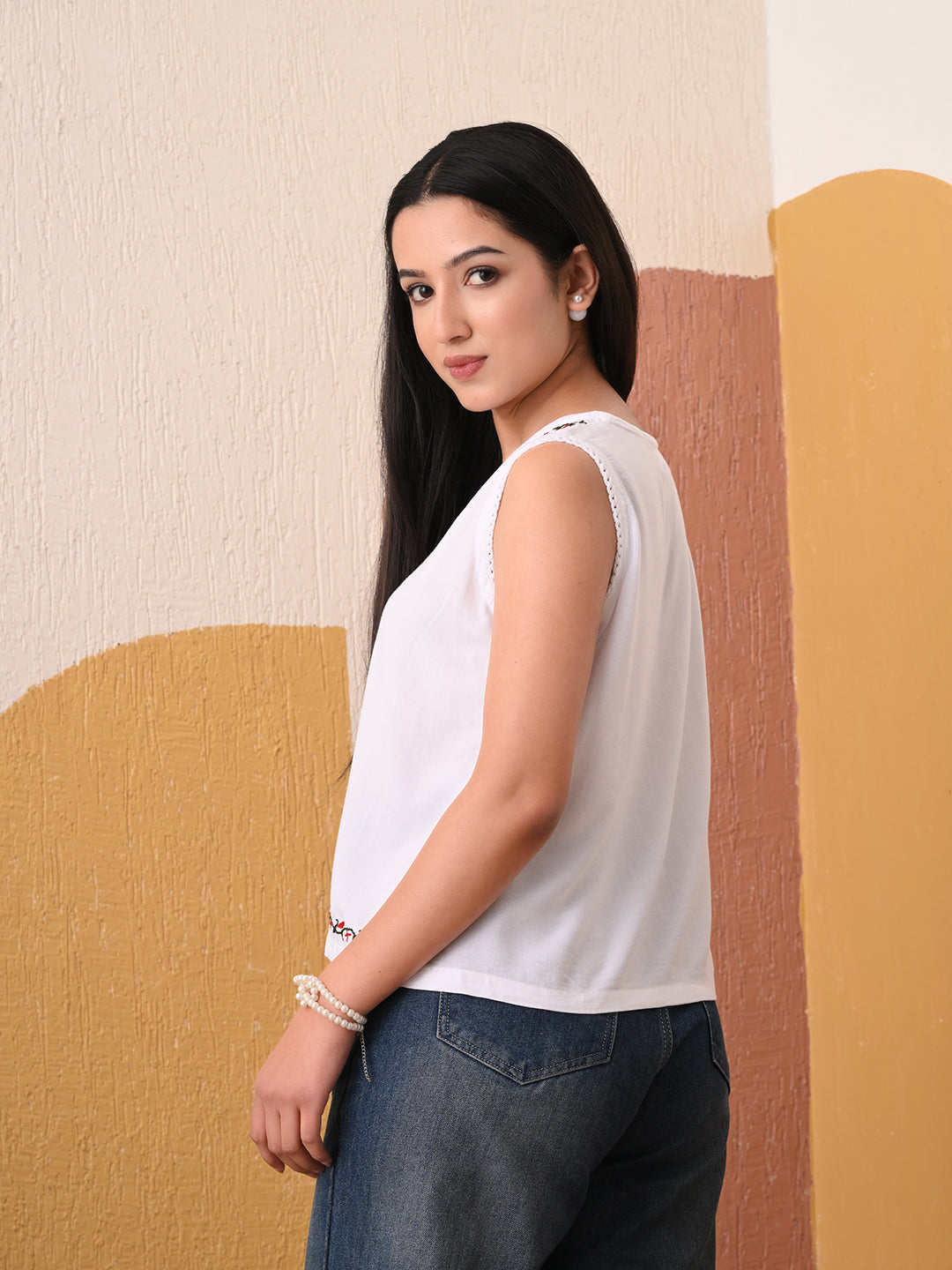 Tie-Up Chikankari Top in Red & Green Accents - White